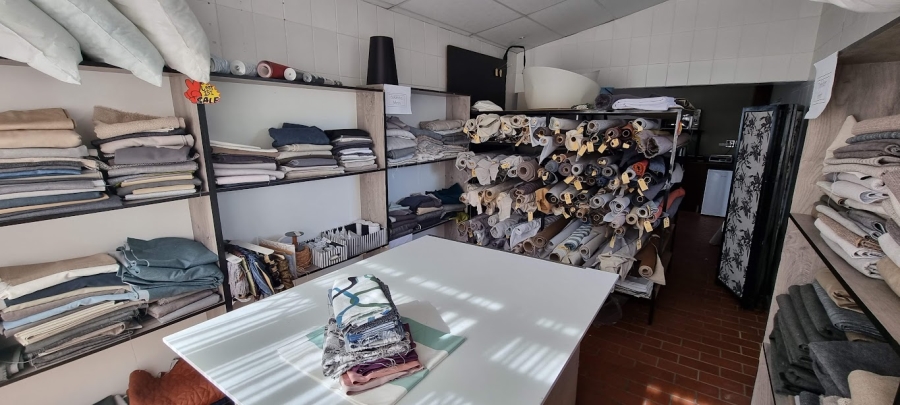 To Let commercial Property for Rent in Oakdale Western Cape